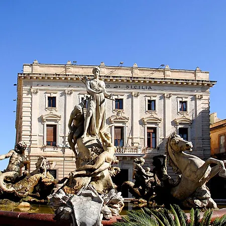 別荘 2 Bedroom Pet Friendly In Siracusa *